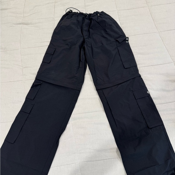 Black Cargo Pants with Elastic Waistband and Relaxed Fit